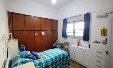 VENTA INTERNO 3 DORMITOIOS - EXCELENTE UBICACIÓN