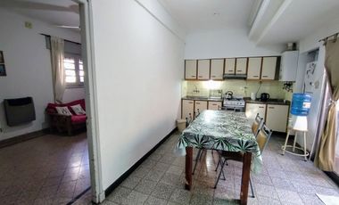 VENTA INTERNO 3 DORMITOIOS - EXCELENTE UBICACIÓN
