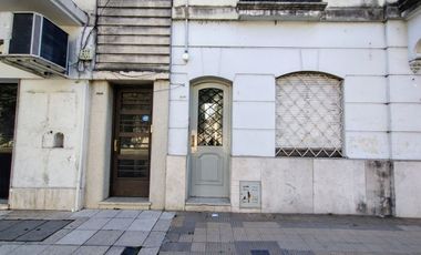 VENTA INTERNO 3 DORMITOIOS - EXCELENTE UBICACIÓN