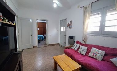 VENTA INTERNO 3 DORMITOIOS - EXCELENTE UBICACIÓN