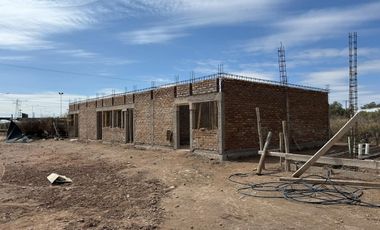 VENTA DPTO EN POZO 1 DORM. FRENTE HOTEL TOTEM