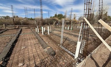 VENTA DPTO EN POZO 1 DORM. FRENTE HOTEL TOTEM