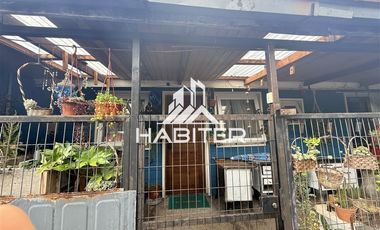 Casa en Venta en COD 39936 Desde supermercado Cunco pasando el puente al fondo a mano derecha