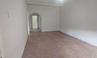 VENTA CASA 3 AMBIENTES REFACCIONADA ACEPTA PERMUTA