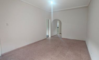 VENTA CASA 3 AMBIENTES REFACCIONADA ACEPTA PERMUTA