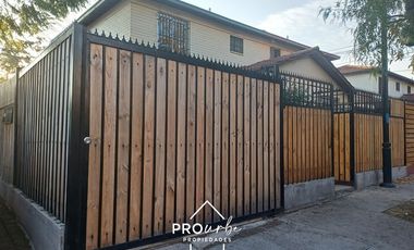 Casa en Venta en Cerca de intersección de Alcalde Eduardo Castillo Velazco con Av. Américo Vespucio