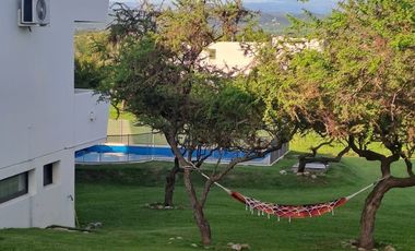 ALQUILER CASA 4 DOR PREMIUM EN B° CAUSANA