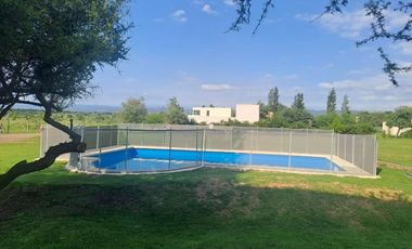 ALQUILER CASA 4 DOR PREMIUM EN B° CAUSANA