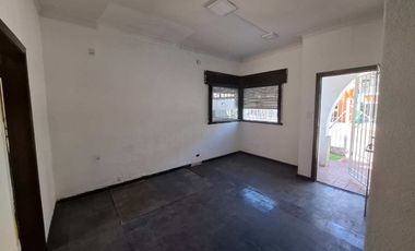 CASA 3 AMBIENTES VENTA MONTE GRANDE