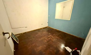 VENTA DE CASA 4 AMBIENTES EN BELLA VISTA
