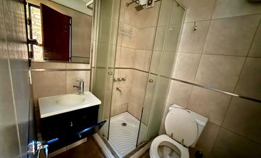 VENTA DE CASA 4 AMBIENTES EN BELLA VISTA