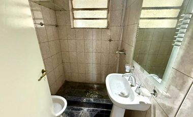 VENTA DE CASA 4 AMBIENTES EN BELLA VISTA