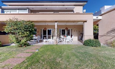 CASA EN VENTA SAN JOAQUIN 3 DORMITORIOS CON PILETA