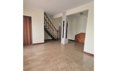 Casa 6 Ambientes -UF 1 - Opción Compra en Bloque.