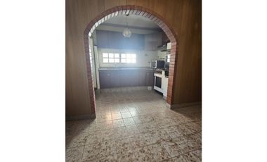 Casa 6 Ambientes -UF 1 - Opción Compra en Bloque.