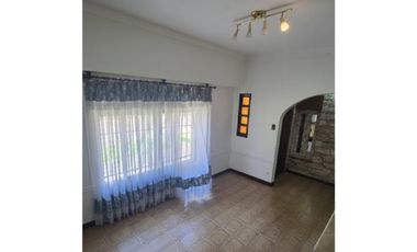 Casa 6 Ambientes -UF 1 - Opción Compra en Bloque.