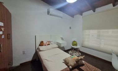 CASA EN VENTA EN BRAGADO CON PILETA