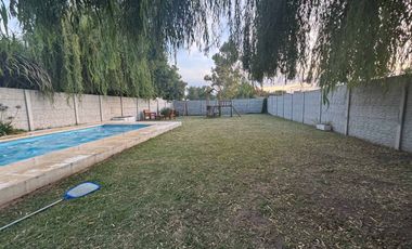 CASA EN VENTA EN BRAGADO CON PILETA