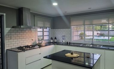 CASA EN VENTA EN BRAGADO CON PILETA