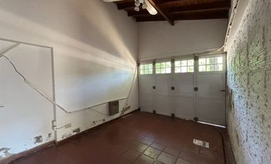 CASA EN VENTA EN BRAGADO