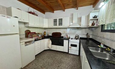 SE VENDE CASA QUINTA SOBRE EL RIO