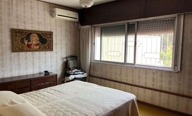 VENTA CASA 3 DORMITORIOS CON PATIO CASILDA CENTRO