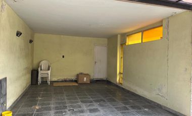 VENTA CASA 3 DORMITORIOS CON PATIO CASILDA CENTRO