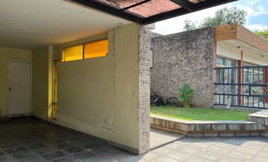 VENTA CASA 3 DORMITORIOS CON PATIO CASILDA CENTRO