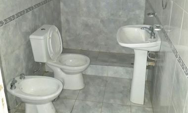 5 Casas en un solo lote Hurlingham Ideal Inversor