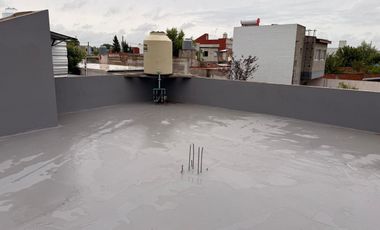 CASA EN VENTA GLEW 2 AMBIENTES