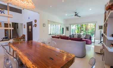 Casa en Alamos en renta de 4 recamaras con alberca privada