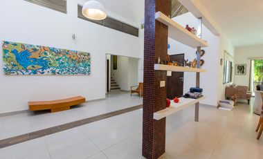 Casa en Alamos en renta de 4 recamaras con alberca privada