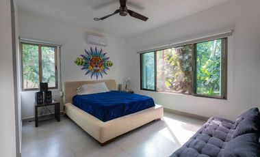 Casa en Alamos en renta de 4 recamaras con alberca privada