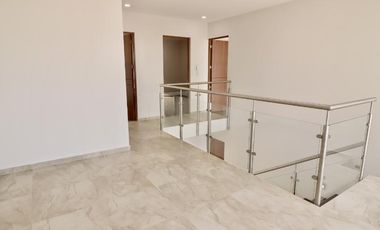 CASA EN VENTA EN MORELIA, ZONA ALTOZANO