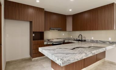 CASA EN VENTA EN MORELIA, ZONA ALTOZANO