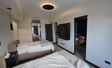 Casa Moderna Minimalista en Puerto Nizuc con lote al agua