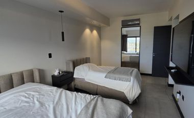 Casa Moderna Minimalista en Puerto Nizuc con lote al agua