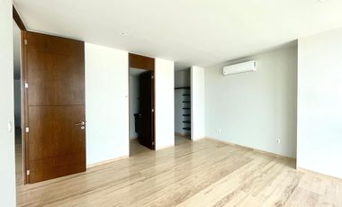 Departamento nuevo de 3 recámaras en Town Square, con vista privilegiada