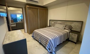 Renta de Departamento Amueblado ,de 3 Recámaras, Meriden Cabo Norte