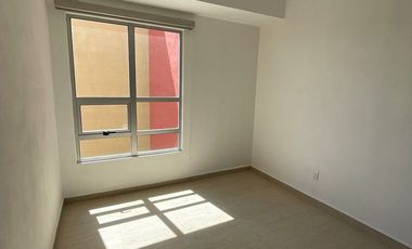 Renta Departamento Nuevo en City Esmeralda