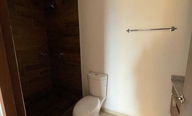 Renta Departamento Nuevo en City Esmeralda