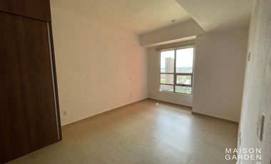Renta Departamento Nuevo en City Esmeralda