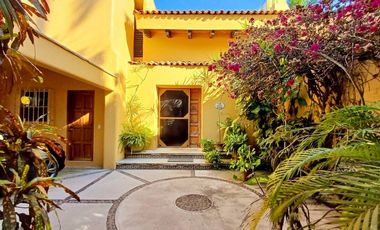 Venta | 6R | 630m2 | C. Calamar - Club Santiago | Manzanillo - Colima