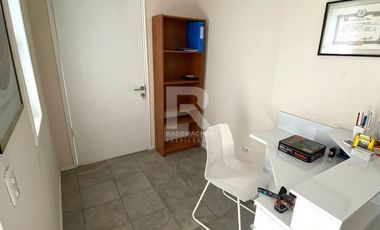 CASA COMERCIAL O PARA CONSULTA MÉDICA EN  SECTOR CENTENARIO