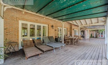 CASA SOBRE DOS LOTES EN EL CARMEN COUNTRY CLUB
