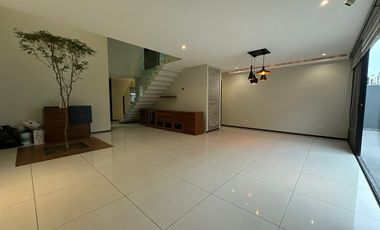 Casa en Venta Coto La Toscana 2, Valle Real, Zapopan, Jalisco