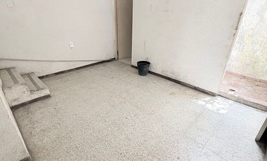 Casa en venta para remodelar en Colonia Zaragoza.