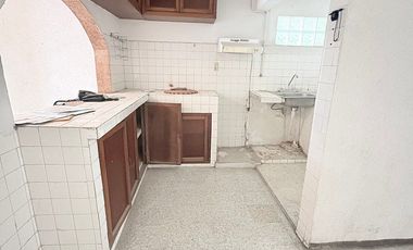 Casa en venta para remodelar en Colonia Zaragoza.