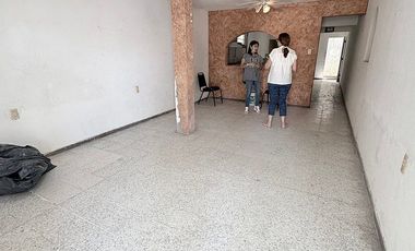 Casa en venta para remodelar en Colonia Zaragoza.
