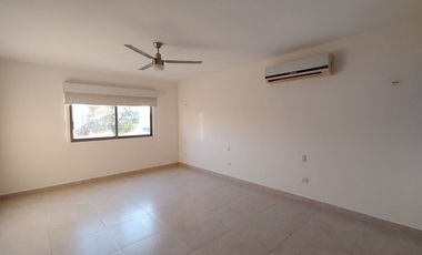 Casa en RENTA, 4 habitaciones en Altabrisa
